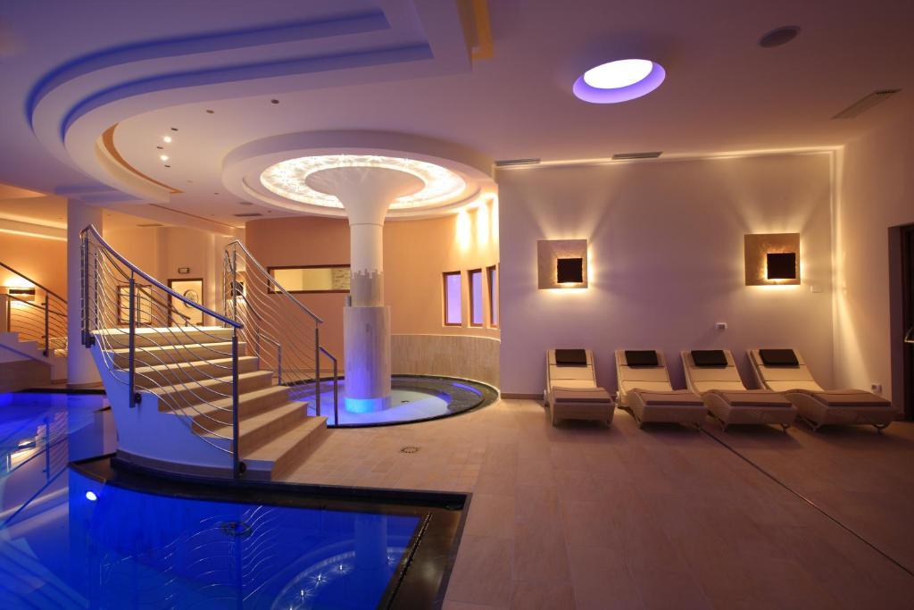 Dolce Avita Hotel Spa & Resort Andalo Bagian luar foto
