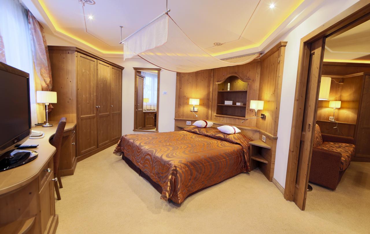 Dolce Avita Hotel Spa & Resort Andalo Bagian luar foto