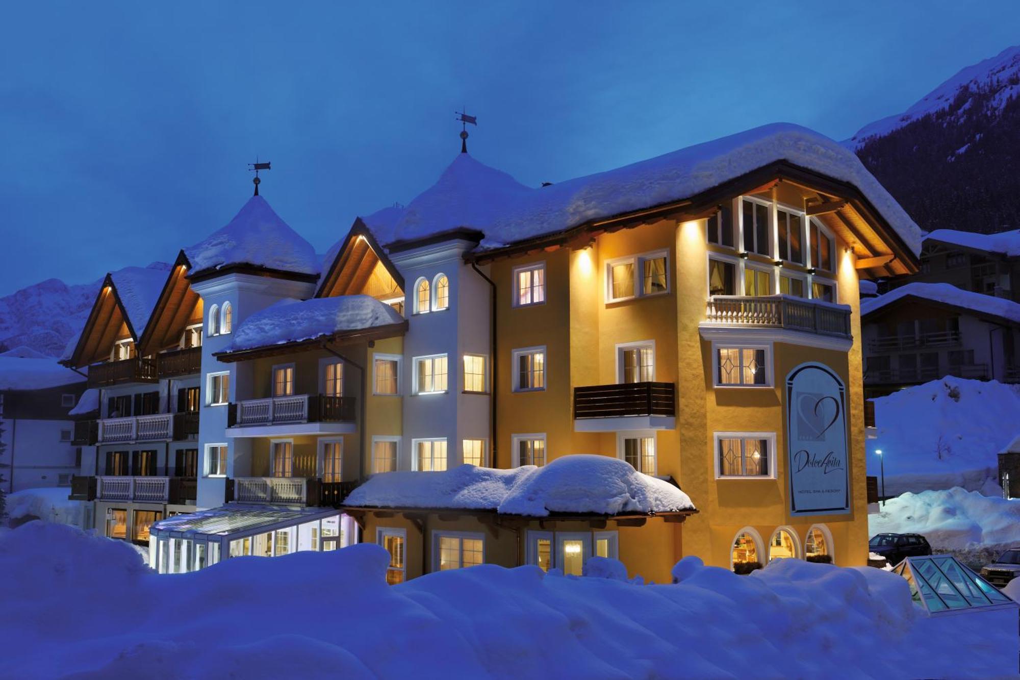 Dolce Avita Hotel Spa & Resort Andalo Bagian luar foto